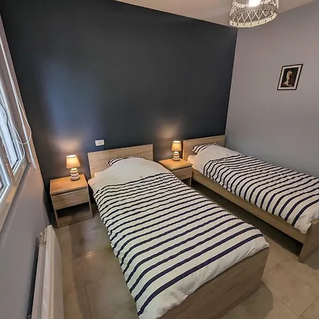 Le Liez Holiday home Peigney